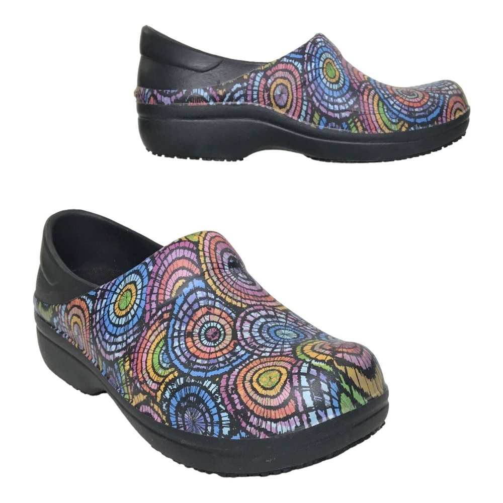 Crocs Neria Pro II Woman’s Rubber Slip On Nursing Work Clogs Multi Color Size 9